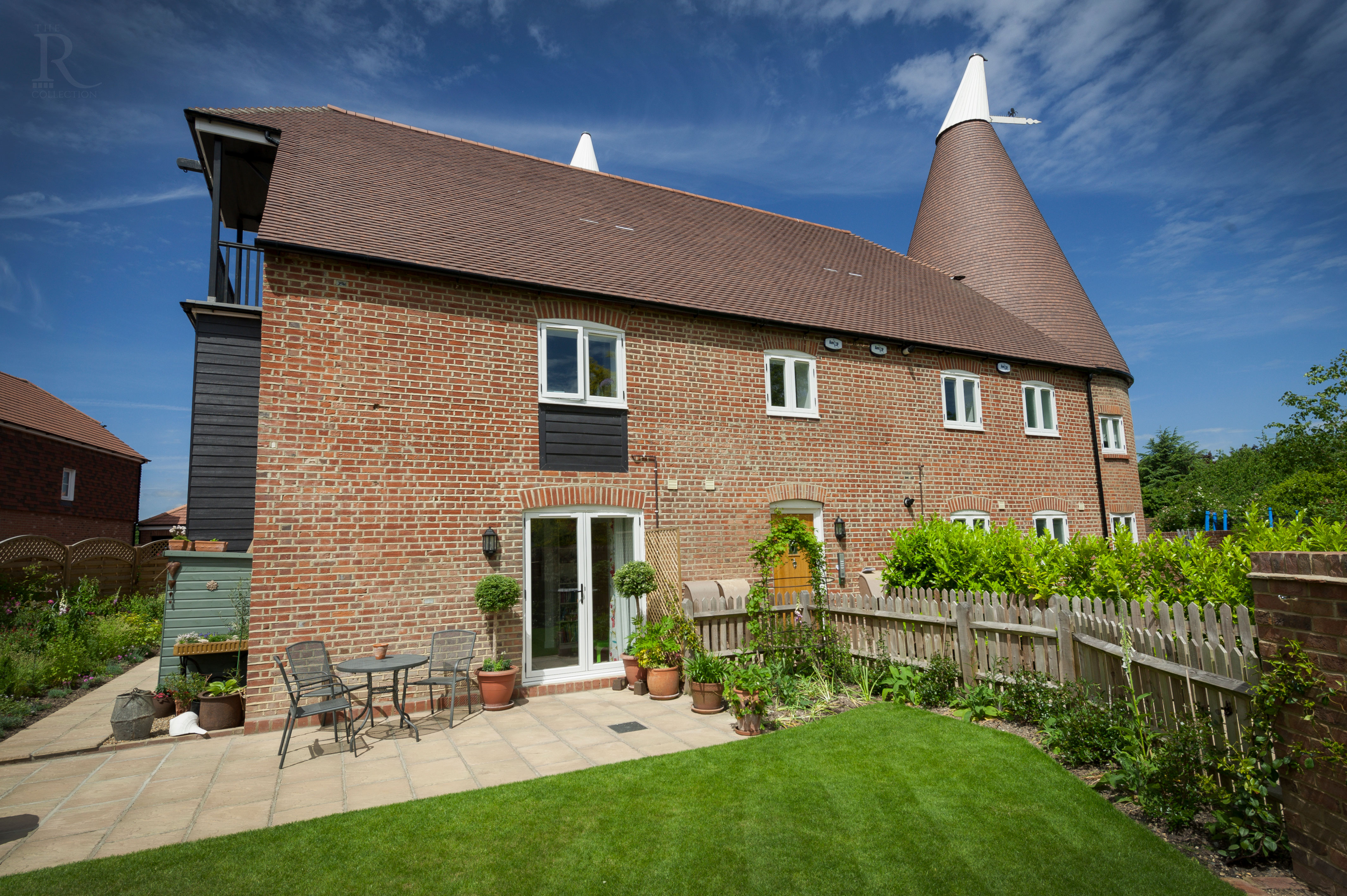 Residence 9 flush windows installed in a traditional home by Cedar Views