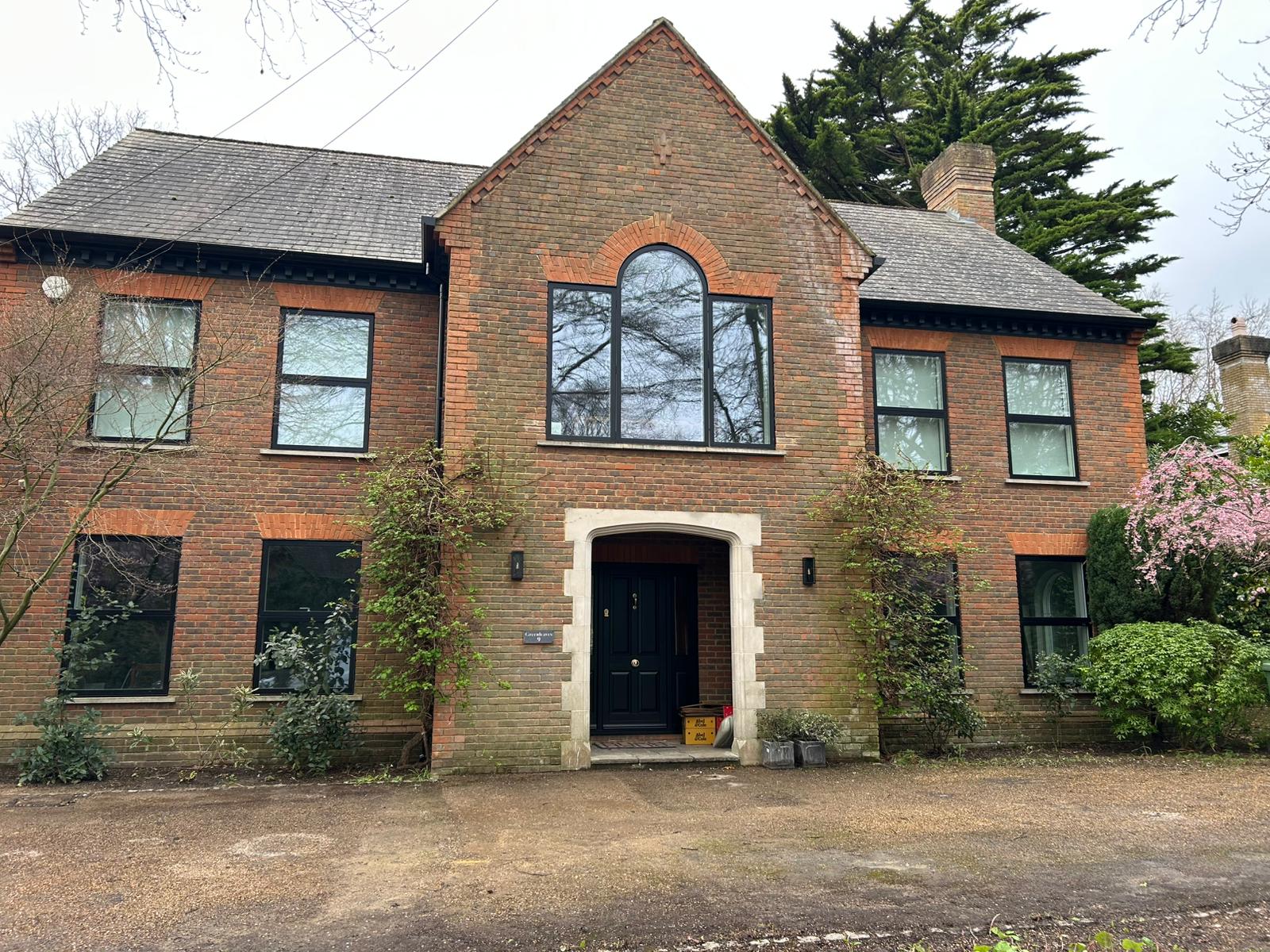 Architectural VELFAC & Origin Glazing – Cobham — detail 12